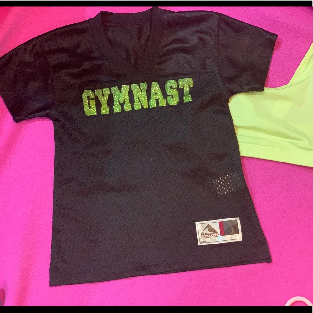 Girls Size Small (4-5ish) Gymnastic Jersey. 💚